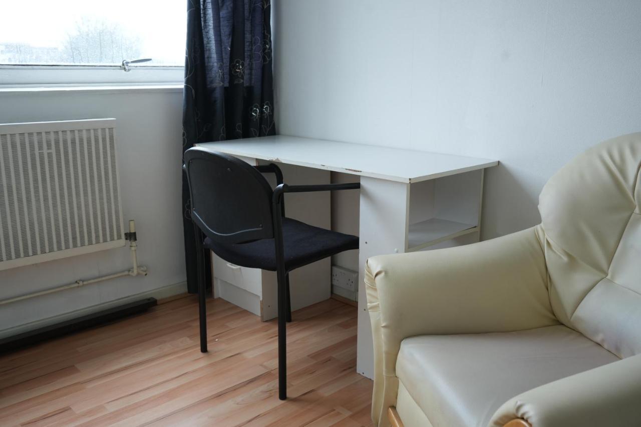 Elephant & Castle - Zone 2 - Private Rooms - Shared Bathroom London Eksteriør bilde